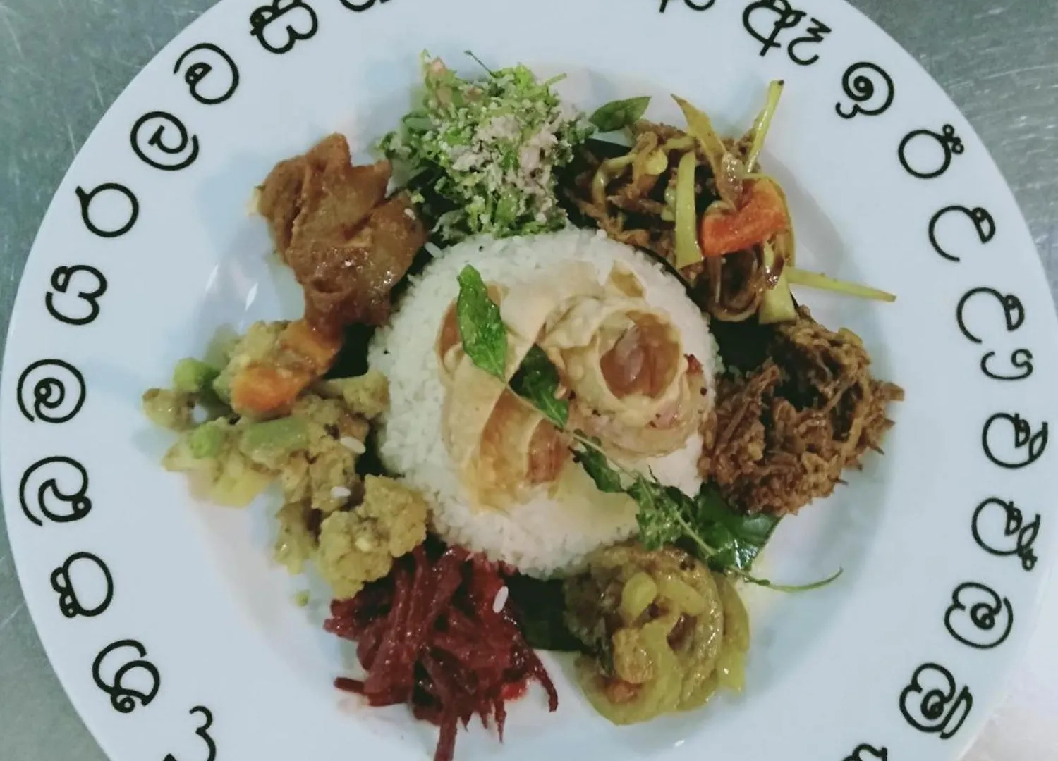 Coza Ceylon Hotel Dehiwala-Mount Lavinia